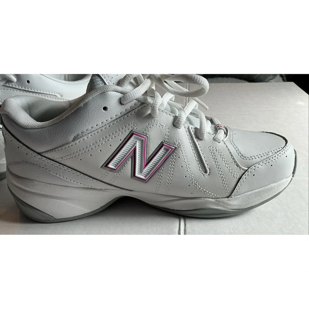 New Balance Women's 619 White & Pink ( WX619WP ) In Size 7.5 B - Picture 5 of 16